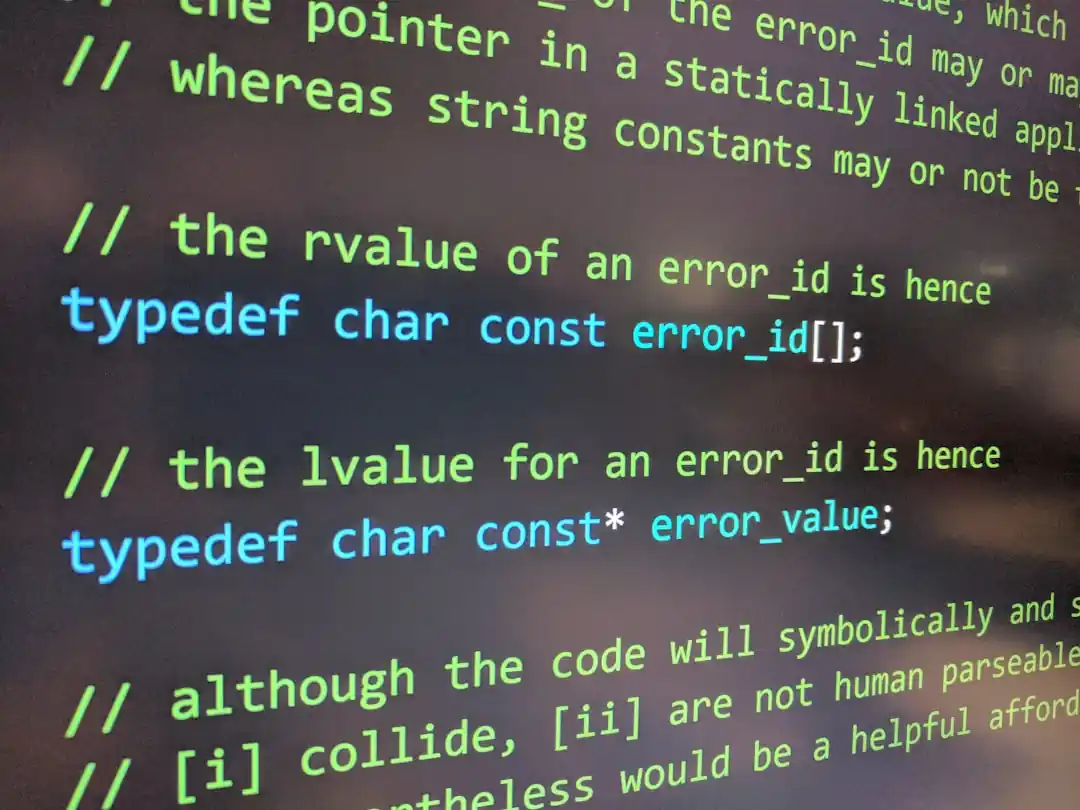一個程式碼編輯器介面,顯示著C++程式碼,象徵著偵錯和尋找問題。