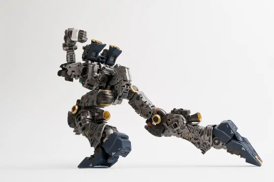 【MGSDフリーダムガンダム レビュー】SDの常識を破壊する超絶ギミックと可動域の暴力