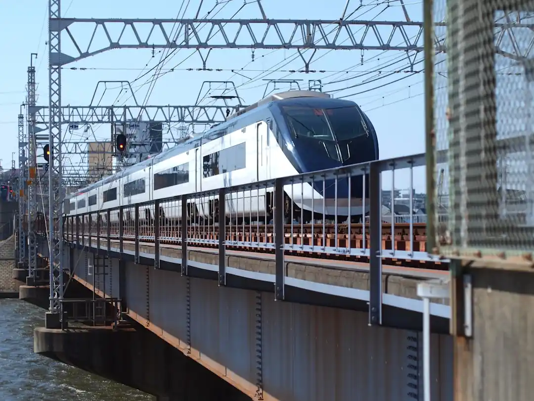 【2026年版】成田空港から東京駅・新宿駅へのアクセス方法を徹底比較!