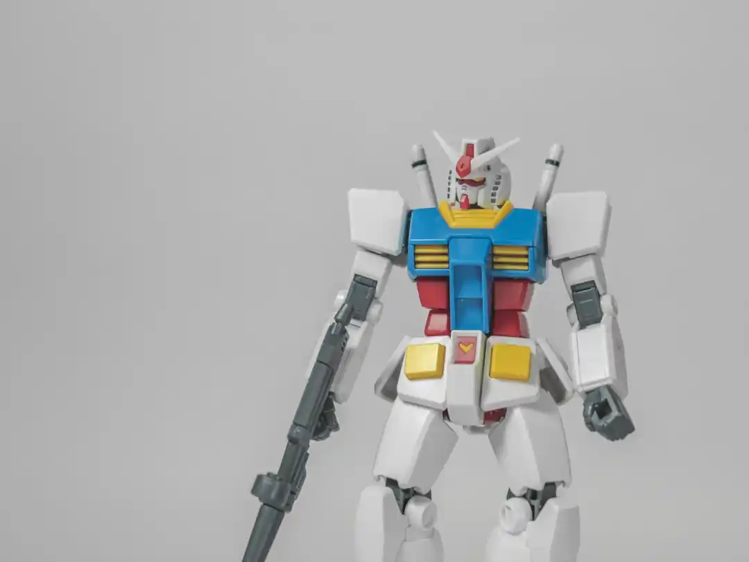 エントリーグレードのRX-78-2ガンダムの完成品