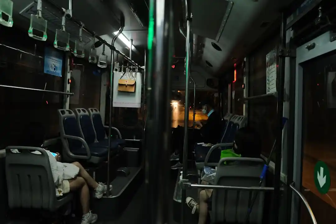 夜行バスの旅を「最高の睡眠体験」に変える魔法のコツ
