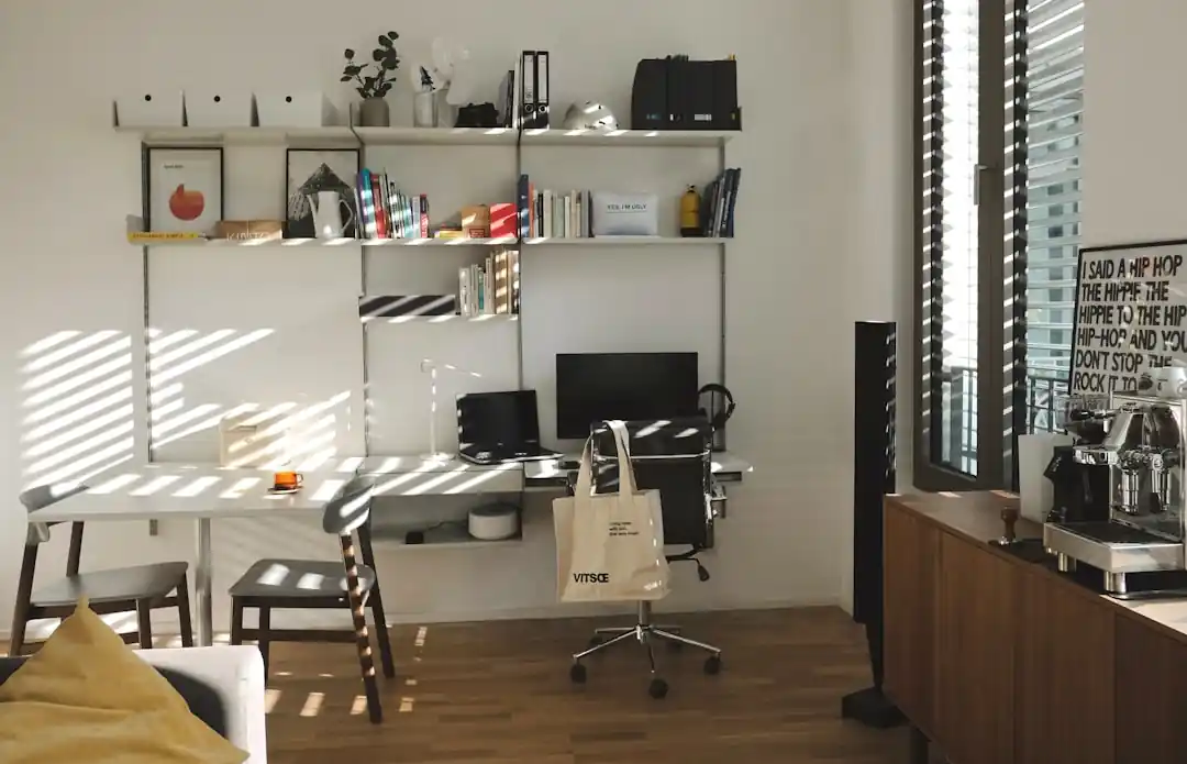 部屋が片付くと人生が変わる?整理整頓がもたらすメリットと習慣化のコツ