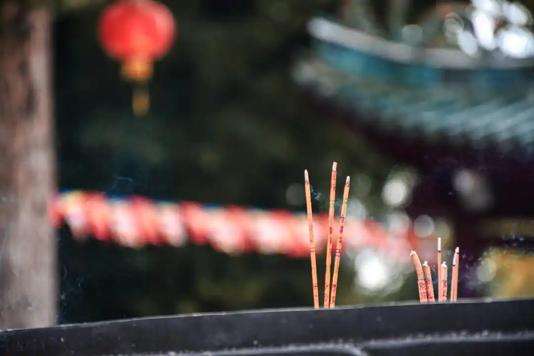 「躲春」是什麼?2026犯太歲必看,趨吉避凶的傳統智慧