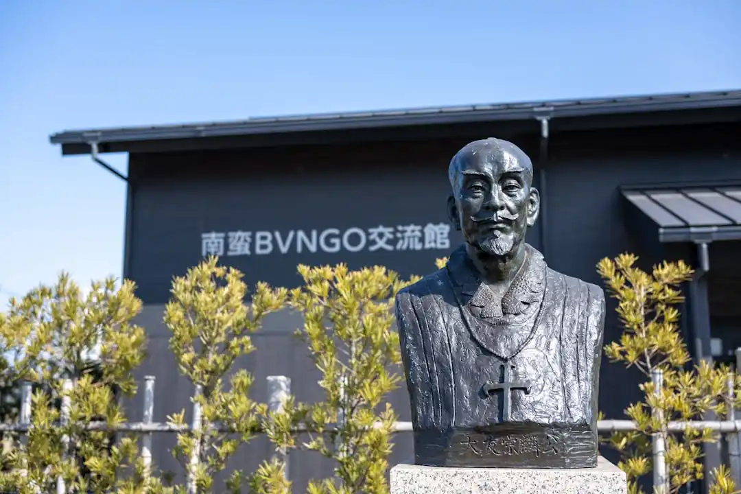 水木しげるロードにある鬼太郎のブロンズ像
