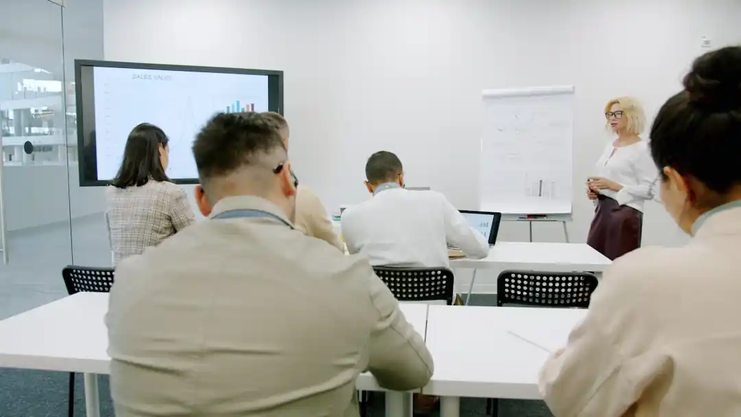 看不見的戰線:企業如何教育員工,防範針對性的釣魚郵件攻擊?