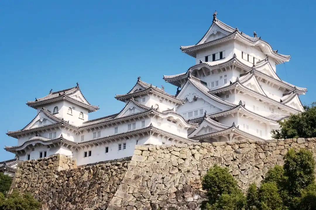 白鷺の舞う城、姫路城へ。その歴史と見どころを巡る旅