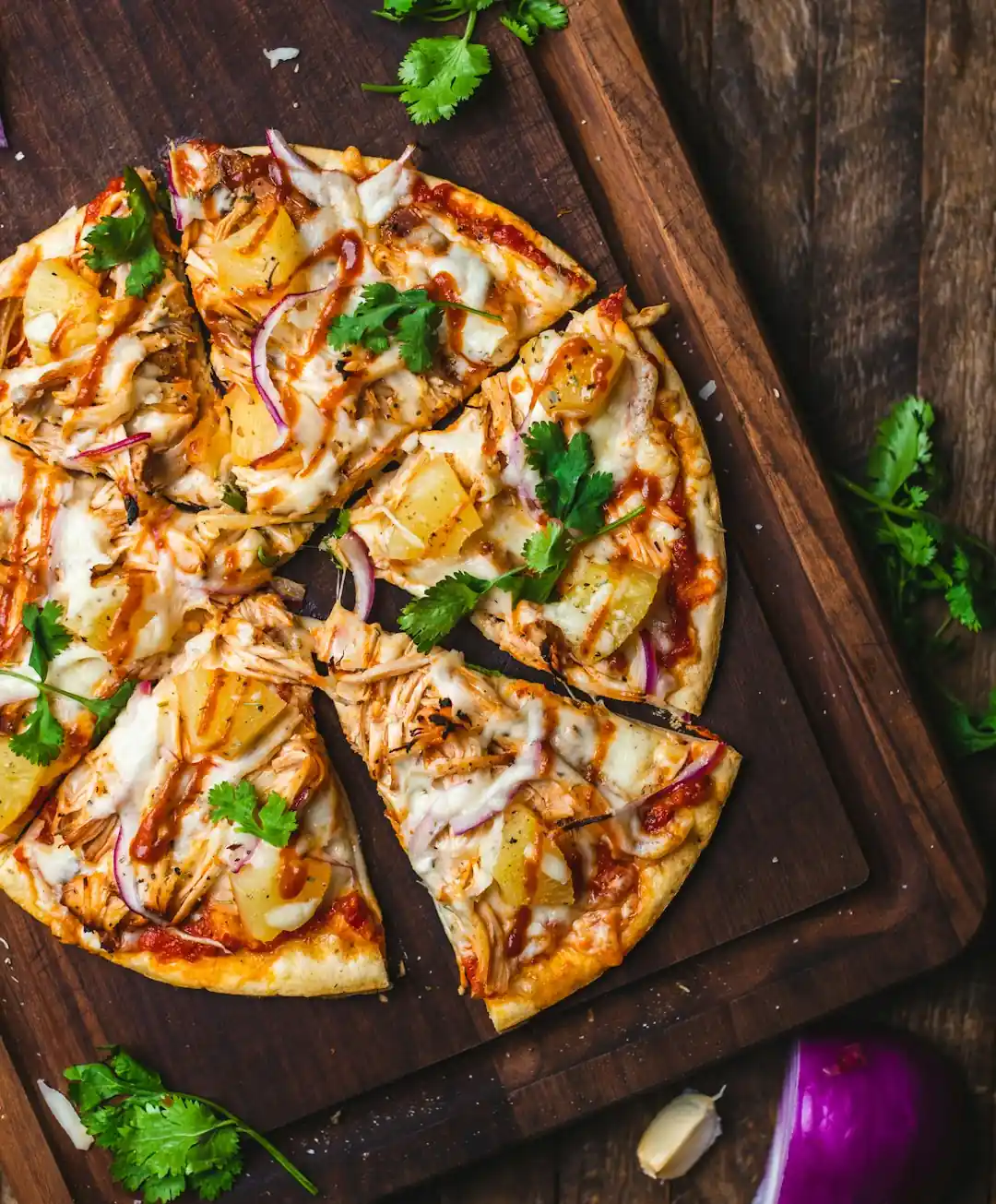 다양한 남미 음식이 차려진 테이블